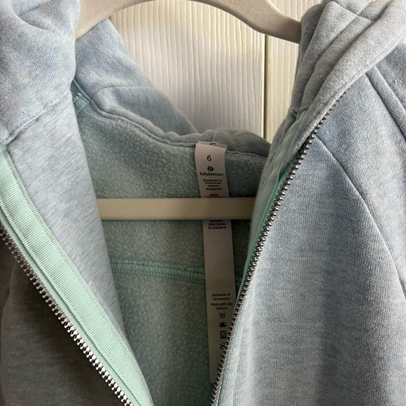 lululemon athletica Scuba Hoodie Light Cotton Fleece Heathered Dawn Blue -Size 6 - Picture 5 of 14